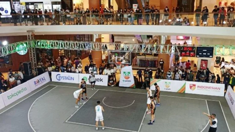 IBL Gelar Turnamen Basket di The Park Mall Solo, Penonton Bisa Foto Bareng dengan Atlet