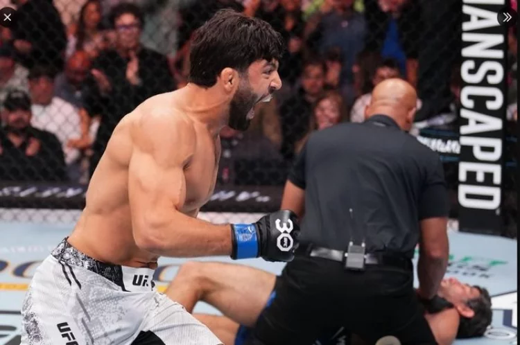 Arman Tsarukyan Menggila di UFC Austin, Nama Islam Makhachev Bergaung - Juara.net